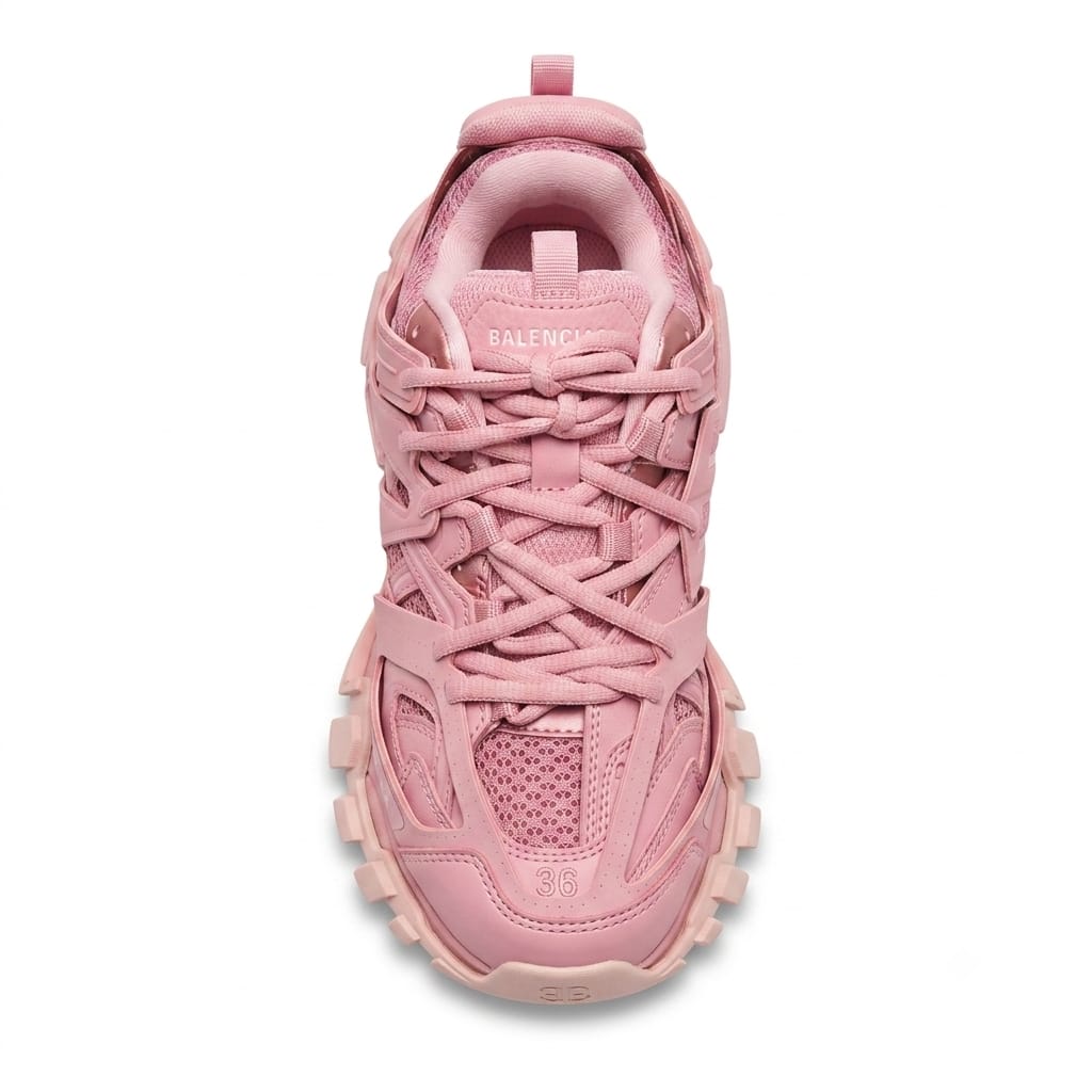 Balenciaga Track.                                 Mk
