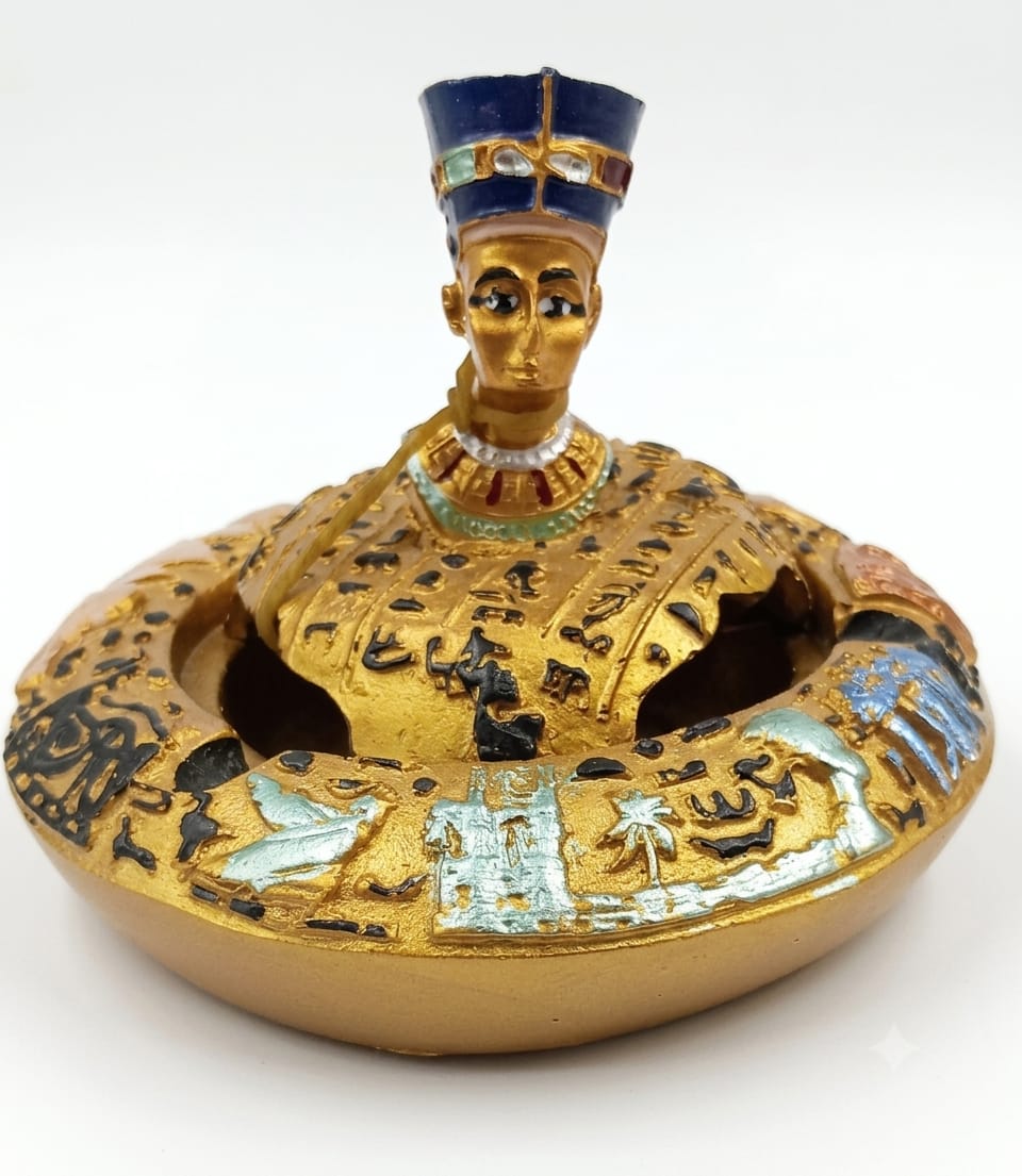 Queen Nefertiti Figurine Ashtray